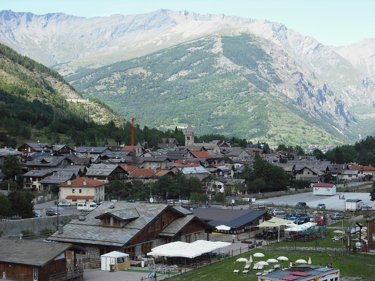 1589019076632878 mountains 406696 1280